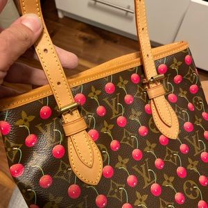Louis Vuitton Cerise Bucket Purse with Pouch